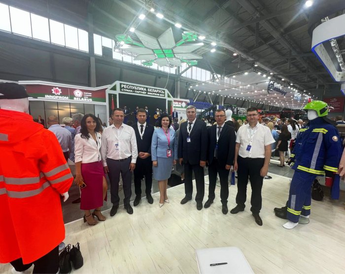 ОАО "Моготекс" приняло участие в выставке "ИННОПРОМ" в составе национальной экспозиции предприятий концерна "Беллегпром"