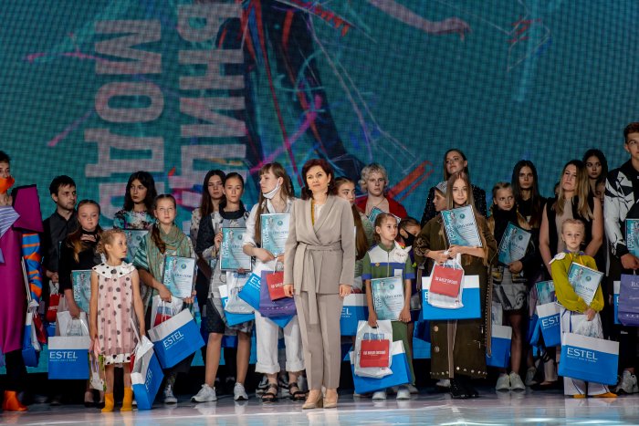 Финалист «Мельница моды-2020» создала коллекцию из тканей «Моготекс»