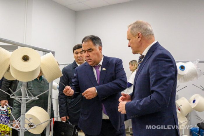 ​Делегация Согдийской области Республики Таджикистан с ознакомительным визитом посетила ОАО «Моготекс»